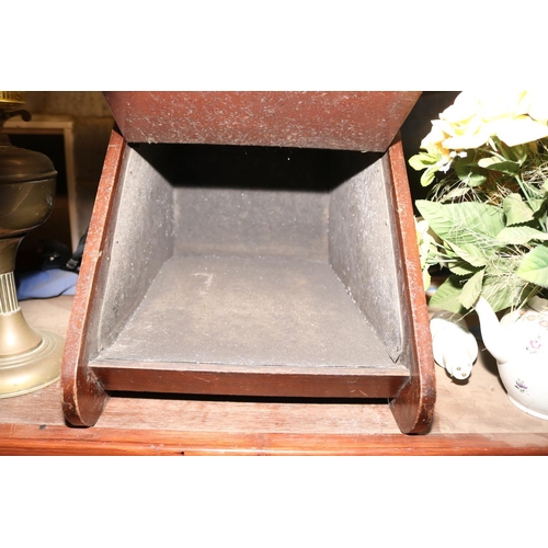 384 - A WOODEN COAL SCUTTLE