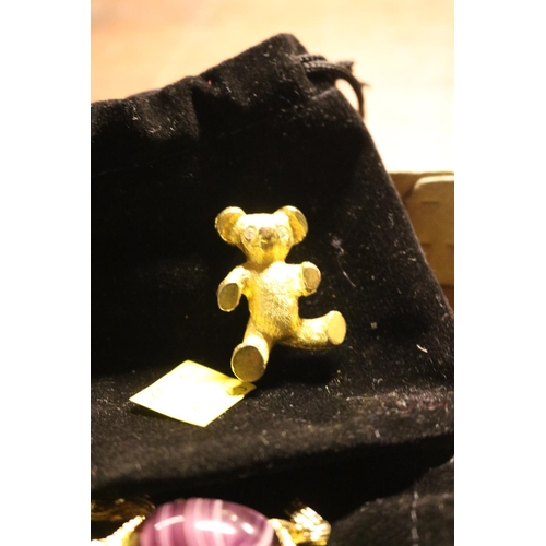 428 - TIGER, TORTOISE, INSECT & TEDDY BEAR BROOCHES