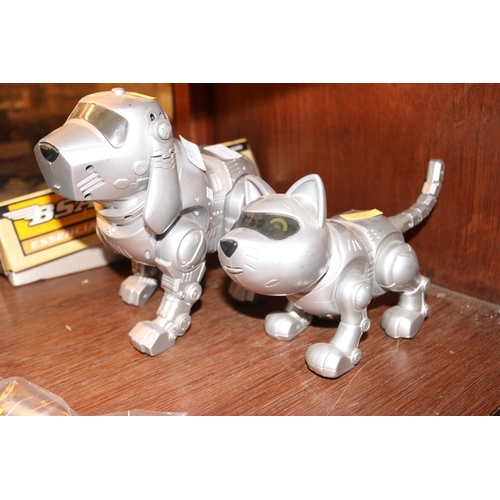 472 - TENKO ROBOT DOG & CAT