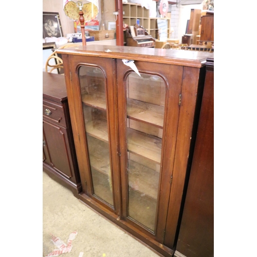 562 - GLAZED MAHOGANY BOOKCASE