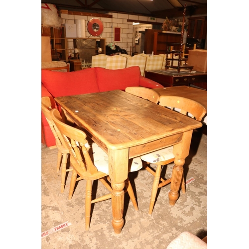 574 - SOLID WOOD TABLE MADE FROM OLD FOOTY STADIUM SEATING & 4 CHAIRS