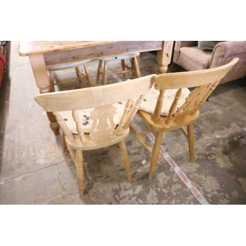 574 - SOLID WOOD TABLE MADE FROM OLD FOOTY STADIUM SEATING & 4 CHAIRS