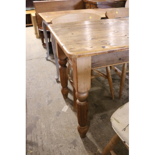 574 - SOLID WOOD TABLE MADE FROM OLD FOOTY STADIUM SEATING & 4 CHAIRS