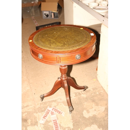 575 - MAHOGANY SMALL DRUM TABLE - LEATHER TOP ABOVE DRAWERS