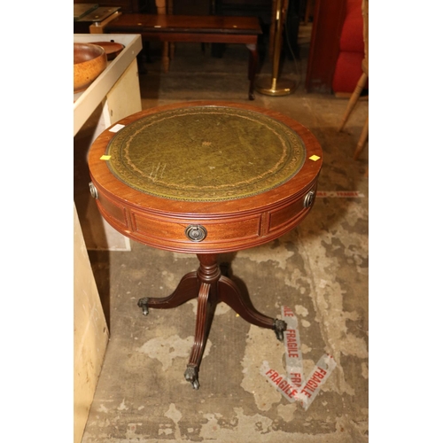 575 - MAHOGANY SMALL DRUM TABLE - LEATHER TOP ABOVE DRAWERS