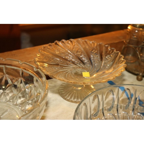 460 - ASSORTED CUT GLASS/CRYSTAL SERVING BOWLS & CAKE STANDS