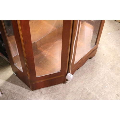 481 - FULL LENGTH MIRROR BACK GLASS DISPLAY CABINET