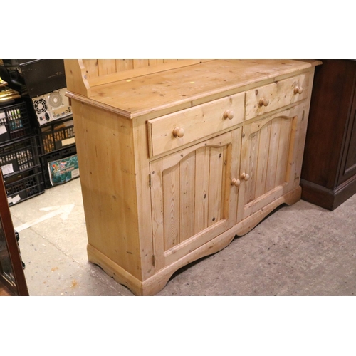 482 - PINE DRESSER