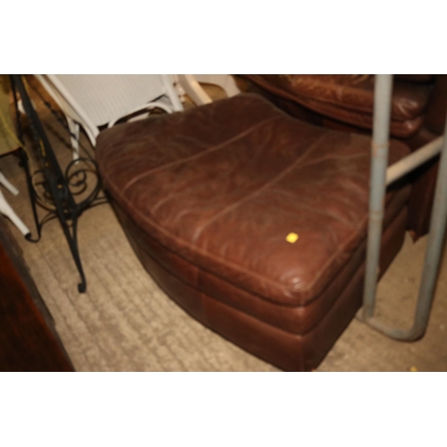 484 - 3 PIECE LEATHER SUITE