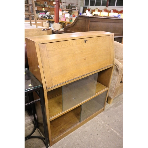 489 - OAK BUREAU WITH KEY