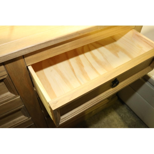 547 - 6 DRAWER CHEST