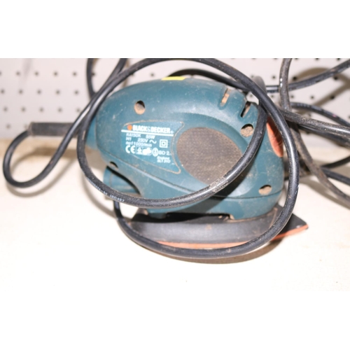 155 - BLACK & DECKER MOUSE - WARRANTED UNTIL 12 NOON TUESDAY FOLLOWING THE ABOVE SALE