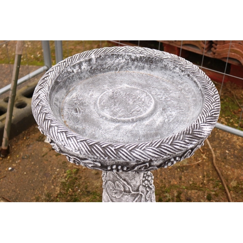 22 - LARGE BIRD BATH