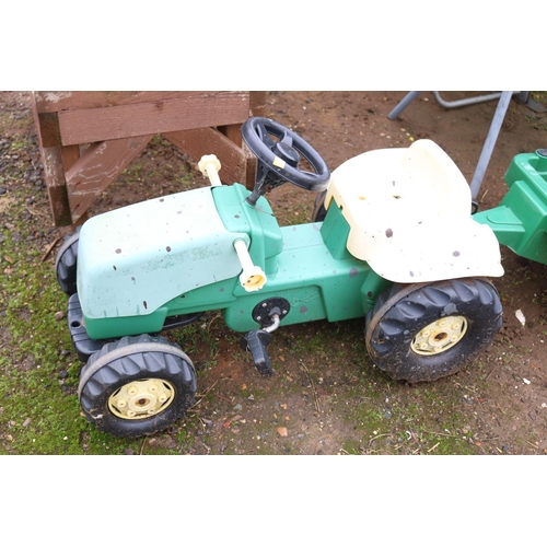 25 - JOHN DEERE TRACTOR & TRAILER