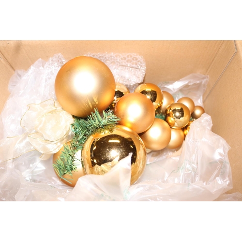 250 - QTY OF CHRISTMAS DECORATIONS