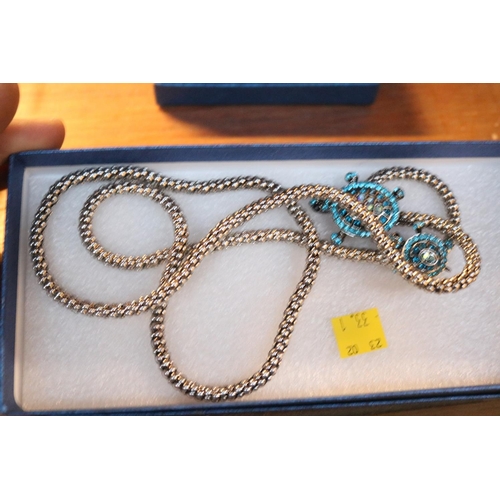 401 - 4 PENDANTS & CHAINS IN BOXES