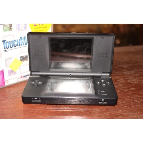 415 - NINTENDO DS & GAMES