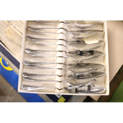 441 - LARGE QTY OF VARIOUS CUTLERY