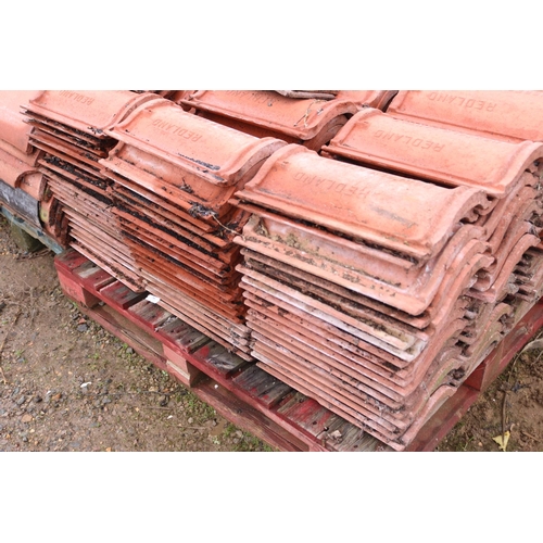 54 - LARGE QTY OF ROOF TILES, ETC