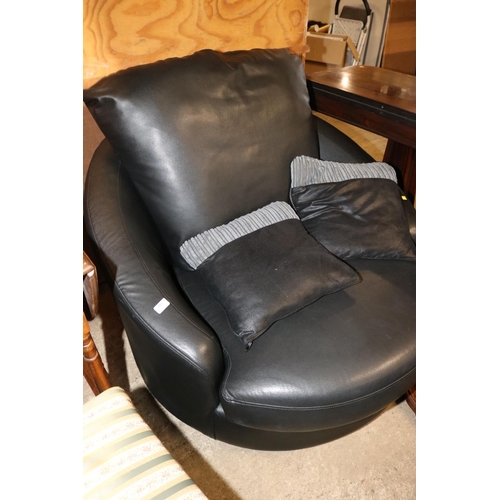 550 - SWIVEL SOFA CHAIR & CUSHIONS