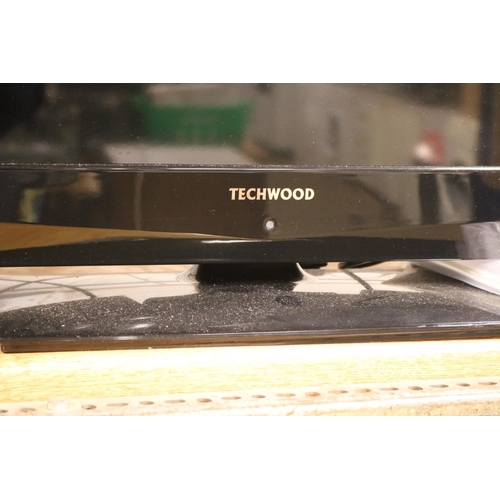 58 - TECHWOOD 32'' TV WITH REMOTE - WARRANTED UNTIL 12 NOON TUESDAY FOLLOWING THE ABOVE SALE