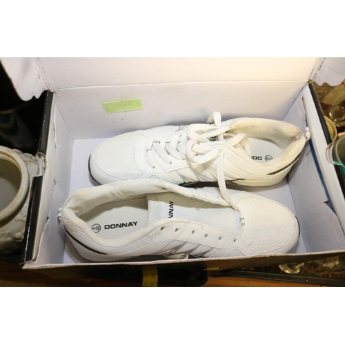 158 - 5 PAIRS OF WHITE TRAINERS, SIZE 8 & 81/2