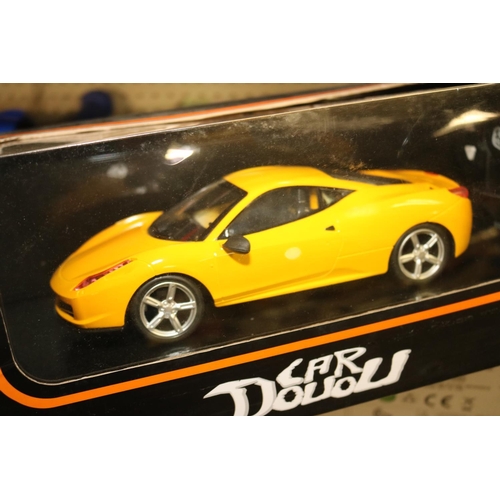 178 - 2 R/C CARS