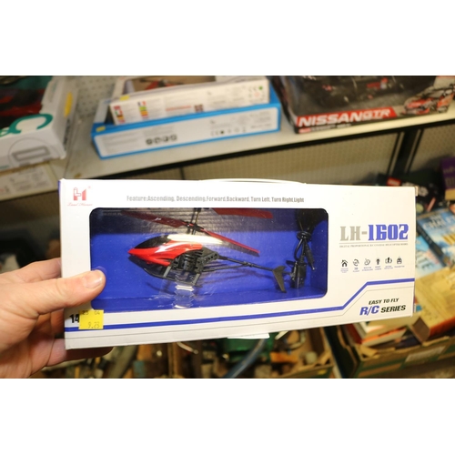 180 - 2 R/C QUADCOPTER & R/C LH1602 HELICOPTER