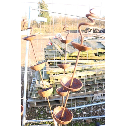 23 - 5 COCONUT BIRD FEEDRERS/STAND/CASE