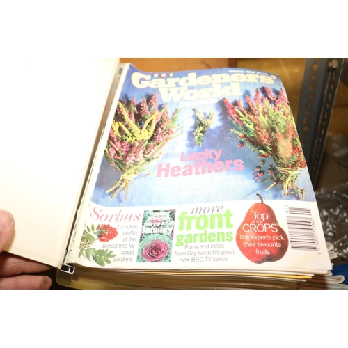 245 - GARDENERS WORLD MAGAZINES