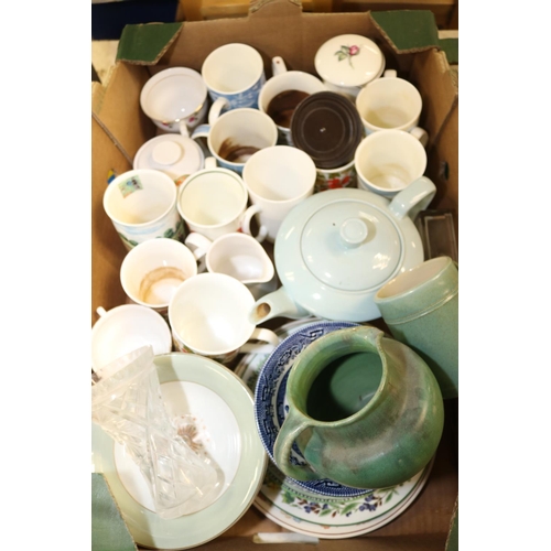 288 - 3 X BOXES OF CROCKERY/GLASSWARE/CHINA/COLLECTABLES