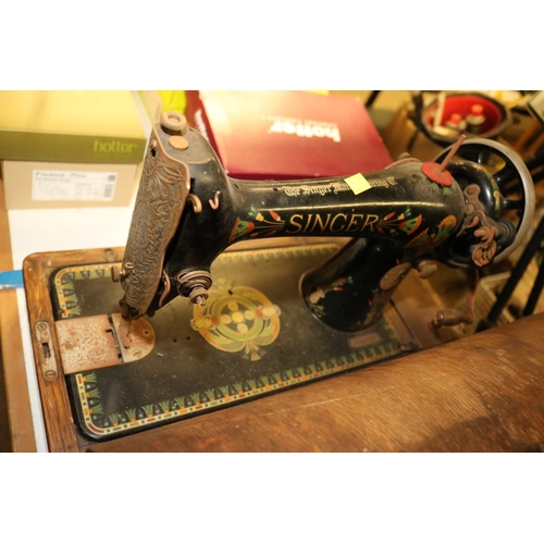 291 - OAK CASED SINGER SEWING MACHINE