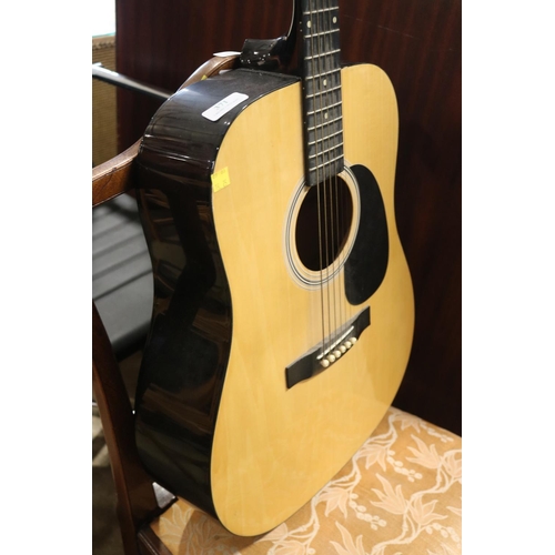 371 - STAGG ACCUSTIC GUITAR & KINSMAN CASE