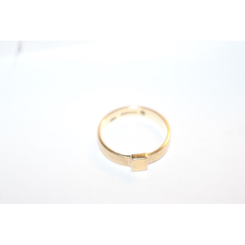 416 - 9 CT GOLD RING 2.3GMS TOTAL