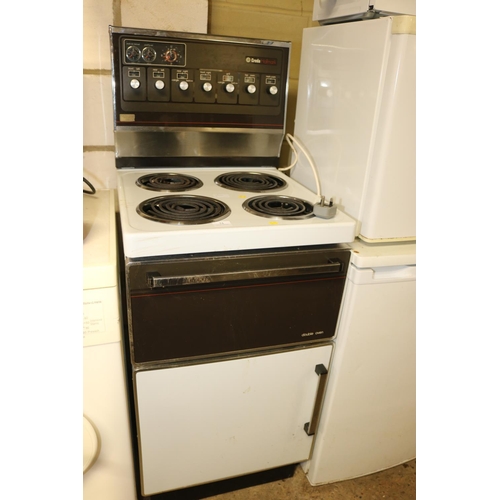 73 - CREDA 4 RING COOKER - TO BE INSTALLED BY A QUALIFIED ELECTRICIAN