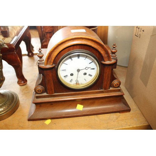 405 - PERIOD WOODEN MANTEL CLOCK - CHIMER