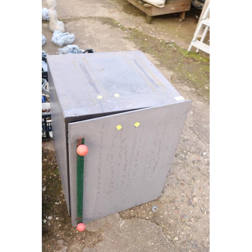 52 - Metal cabinet with red ball handles