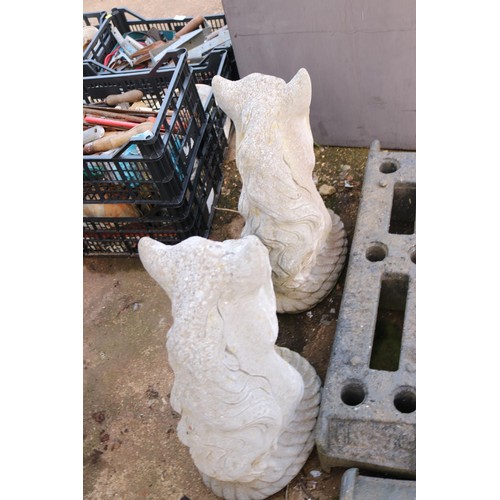 106 - 2 X HORSE HEAD GARDEN ORNAMENTS