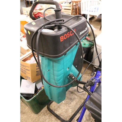 212 - Bosch 2000 Garden shredder - warranted until 12 noon, Tuesday, following the above sale