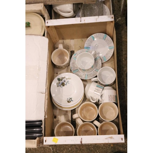 230 - Seven trays of Various kitchenware