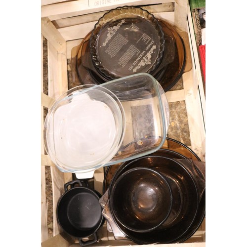 238 - 8 x trays various kitchenware