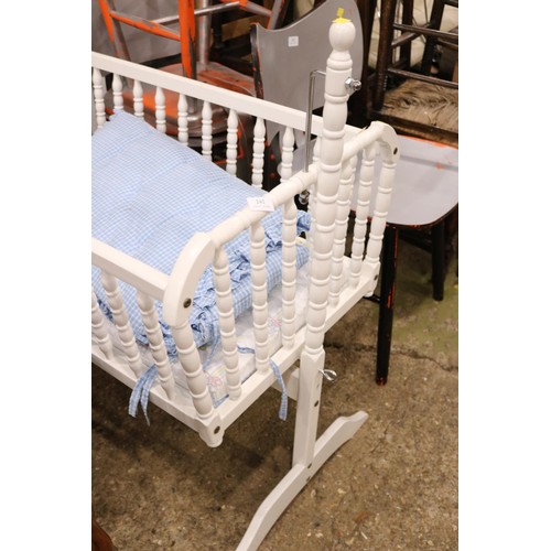 242 - Crib & bumper set