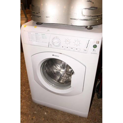 268 - Hotpoint, 6 kg washing machine-warranted until 12 noon Tuesday following the above sale