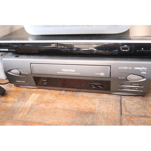 330 - Toshiba video/dvd player etc - warranted until noon Tues following the above sale