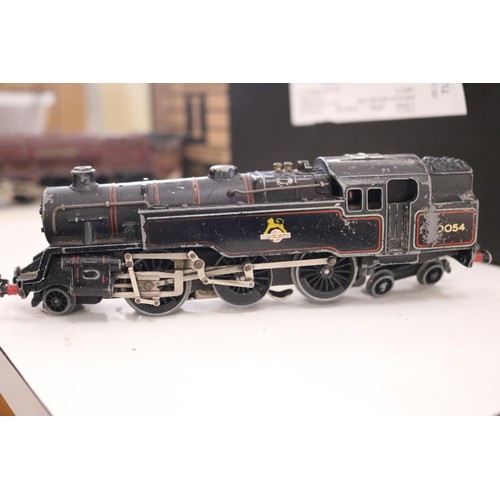 367 - Old Hornby model train items