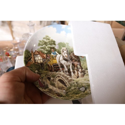 384 - Box of farm animals, birds & wall plates (12)