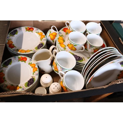 386 - 4 boxes of various dinner ware