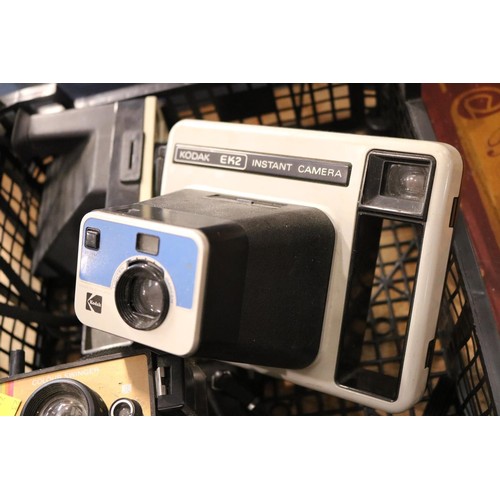 411 - 4 instant cameras