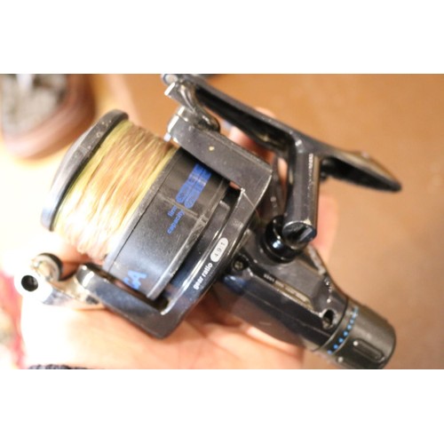 427 - Targa fishing reel in case, and Regal 4050 brt fishing reel