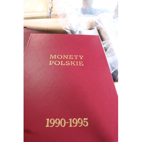 442 - 9 Polish coins albums (part full with Polish coins)